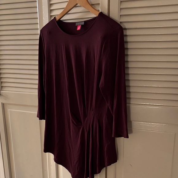 Vince Camuto Rich Burgundy Top - Picture 1 of 5